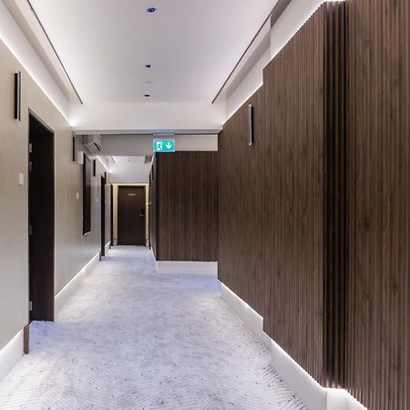 Jarzez Hotel Apartments Al Hail 锡卜 外观 照片