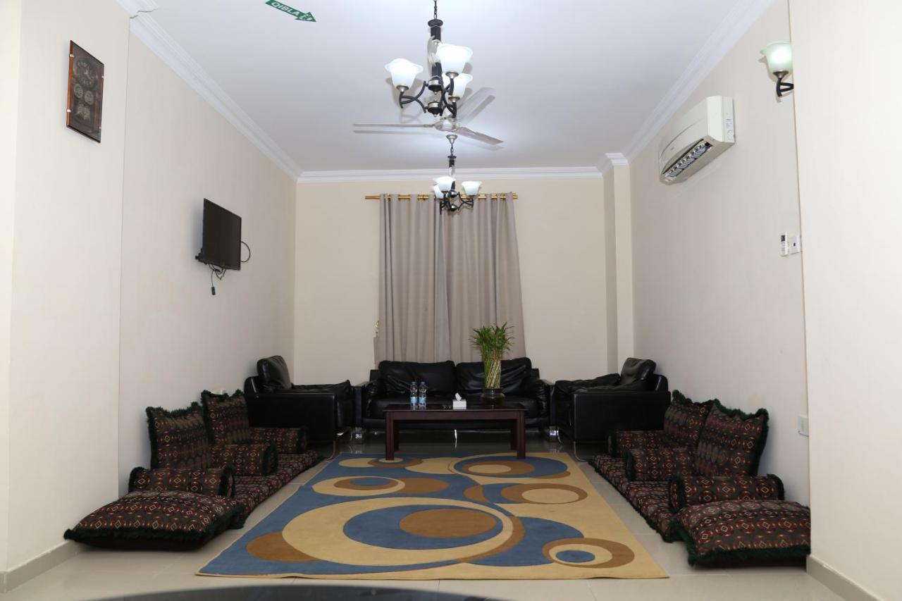 Jarzez Hotel Apartments Al Hail 锡卜 外观 照片