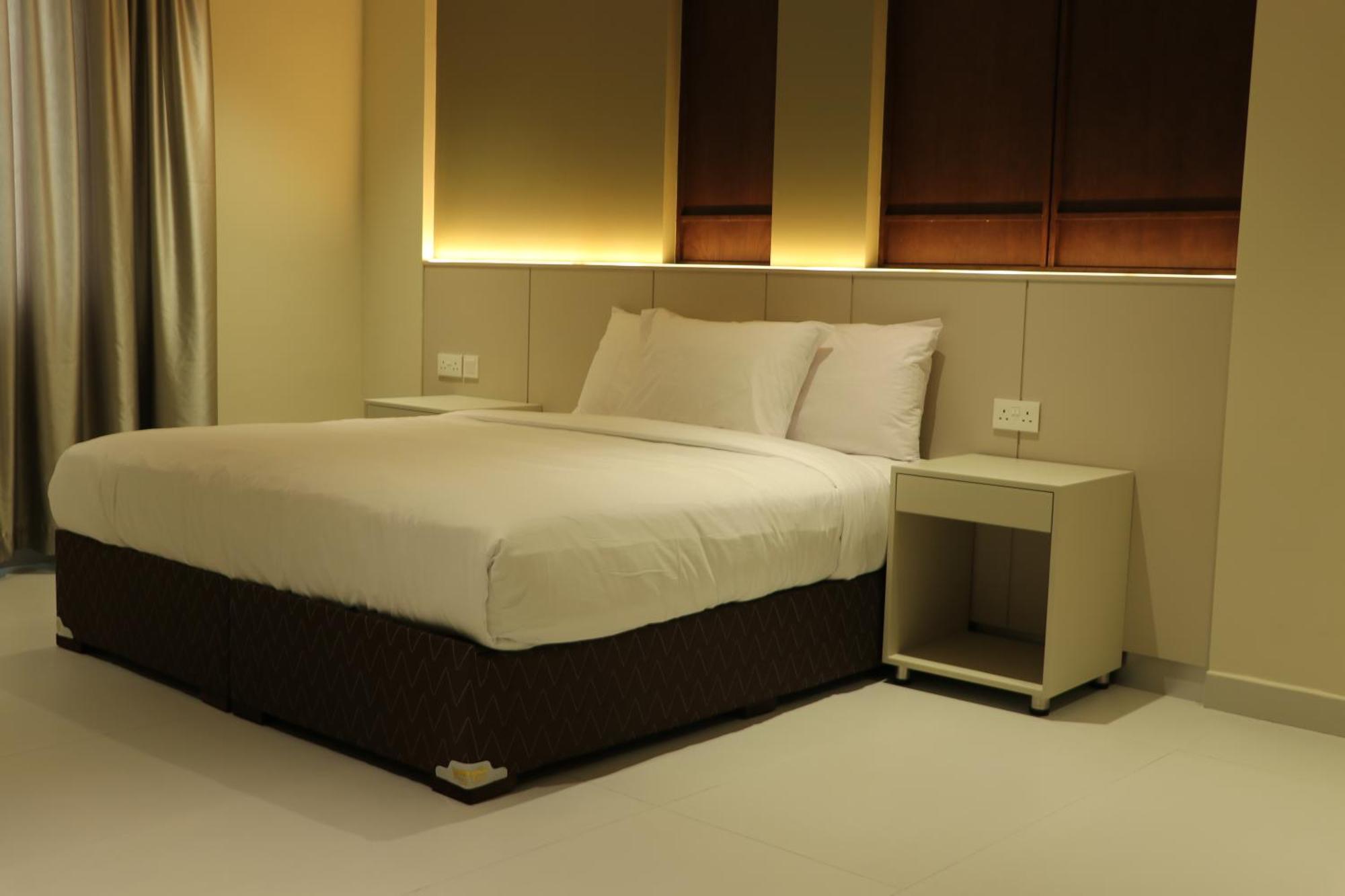 Jarzez Hotel Apartments Al Hail 锡卜 外观 照片