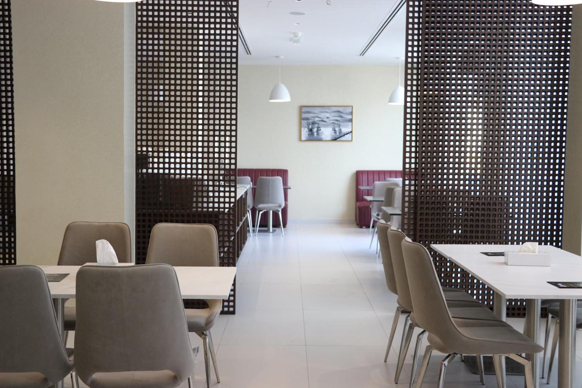 Jarzez Hotel Apartments Al Hail 锡卜 外观 照片
