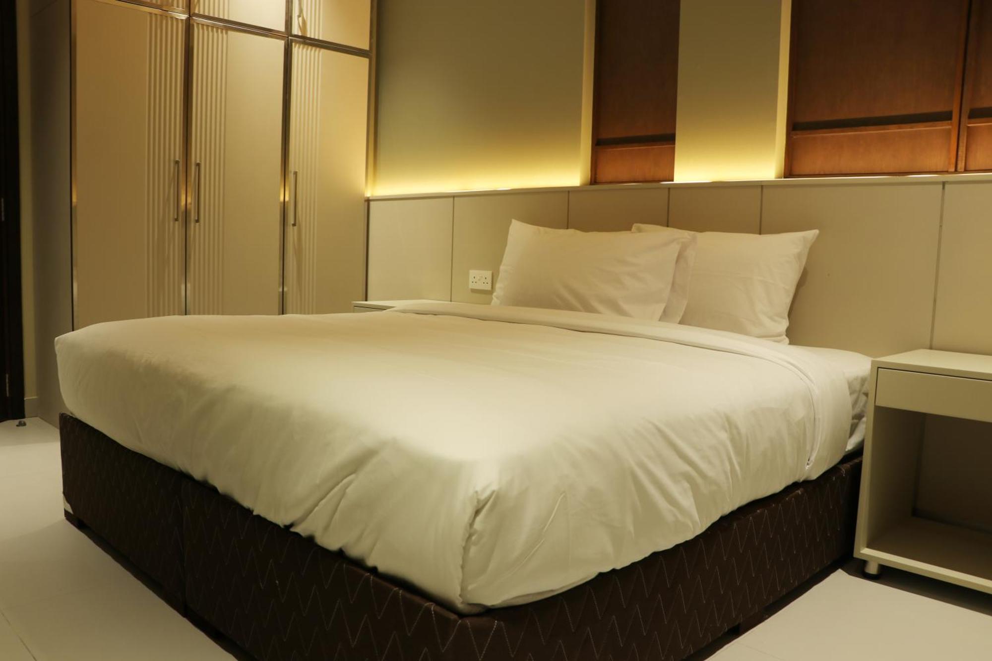 Jarzez Hotel Apartments Al Hail 锡卜 外观 照片