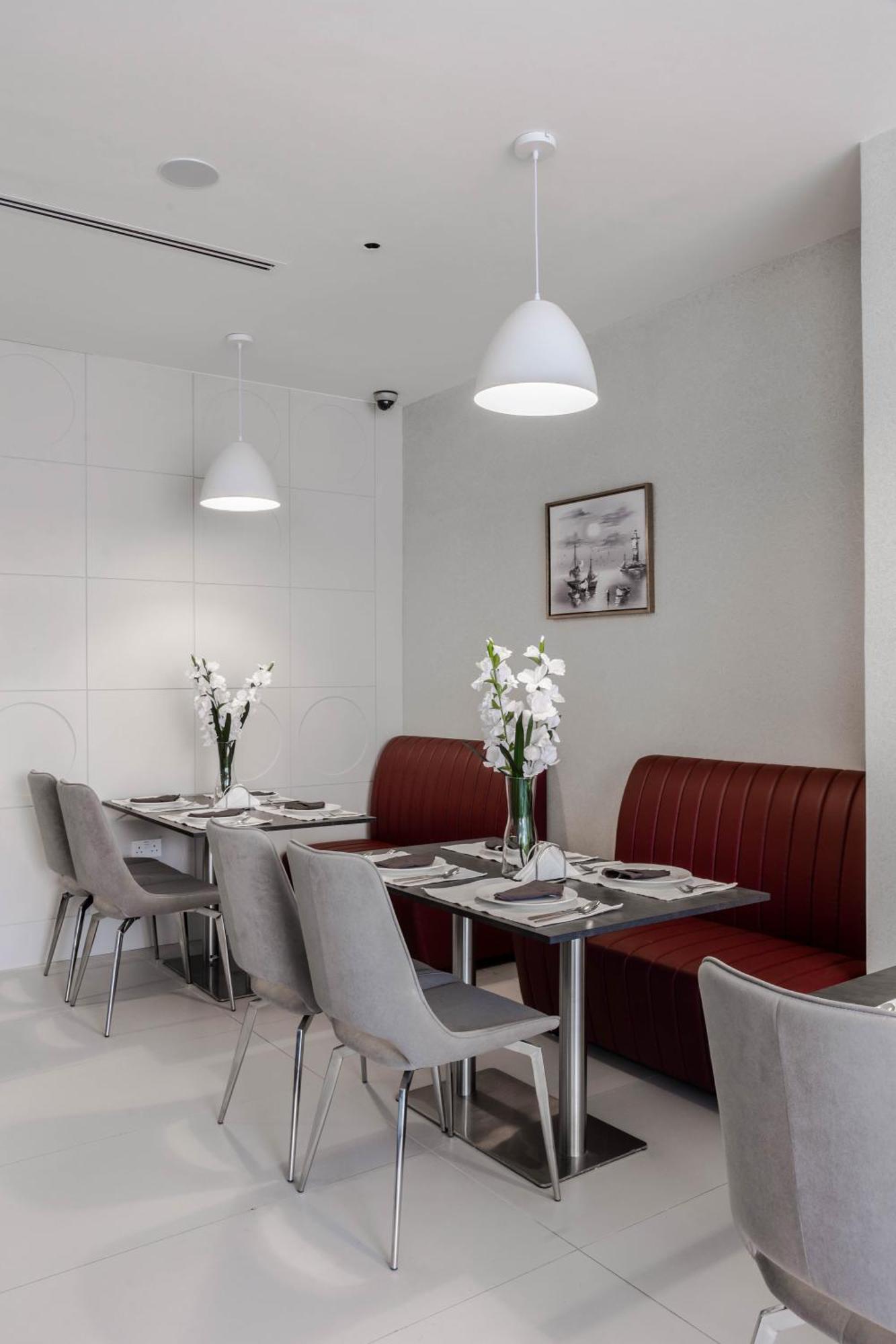 Jarzez Hotel Apartments Al Hail 锡卜 外观 照片